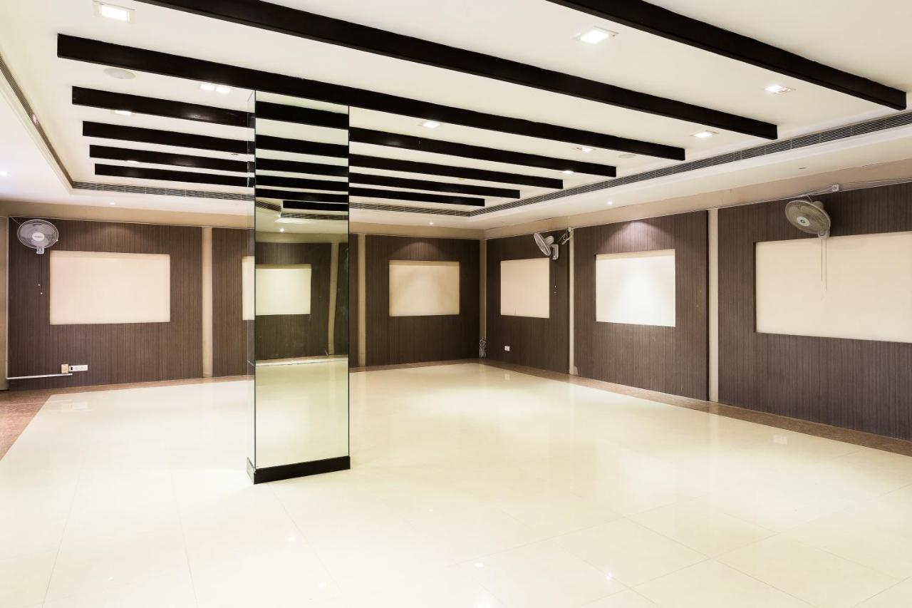 Treebo Club Hotel Hyderabad